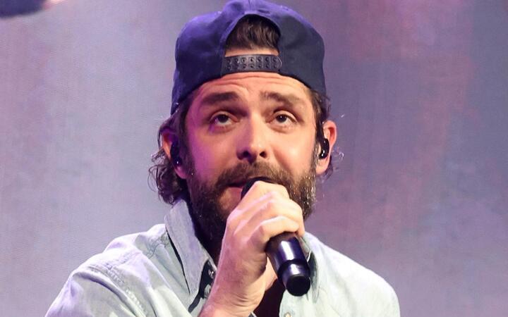 Thomas Rhett in concert